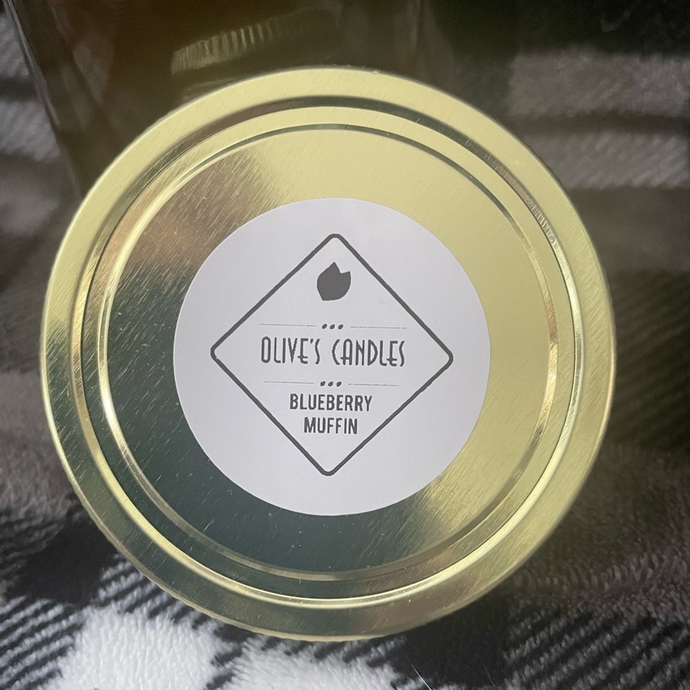 3/$50 Brand: Olive’s Candles | Size: 5 oz candle | Scent: Blueberry muffin - Picture 2 of 3